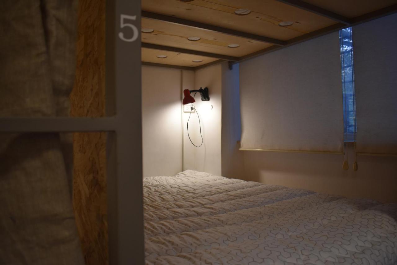 Sleep Studio Hostel Erivan Exterior foto